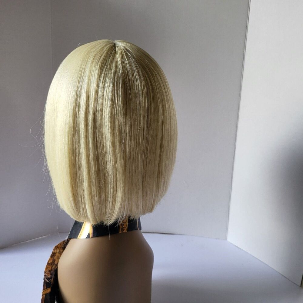 Wig - Picture 4 of 7